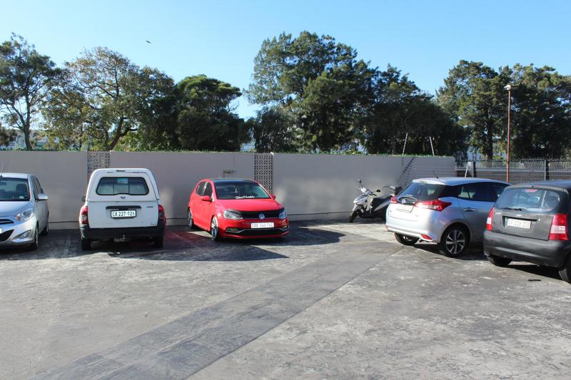 1 Bedroom Property for Sale in Parow Western Cape